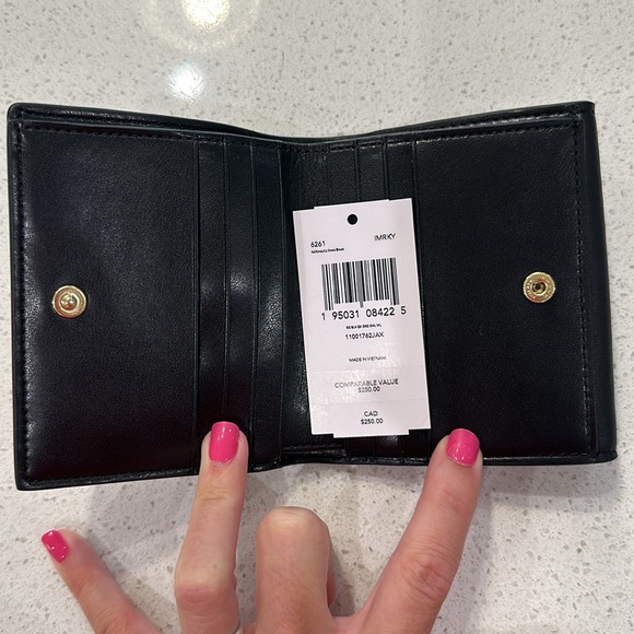 Coach Georgie Handbag and matching wallet!! - Picture 13 of 15